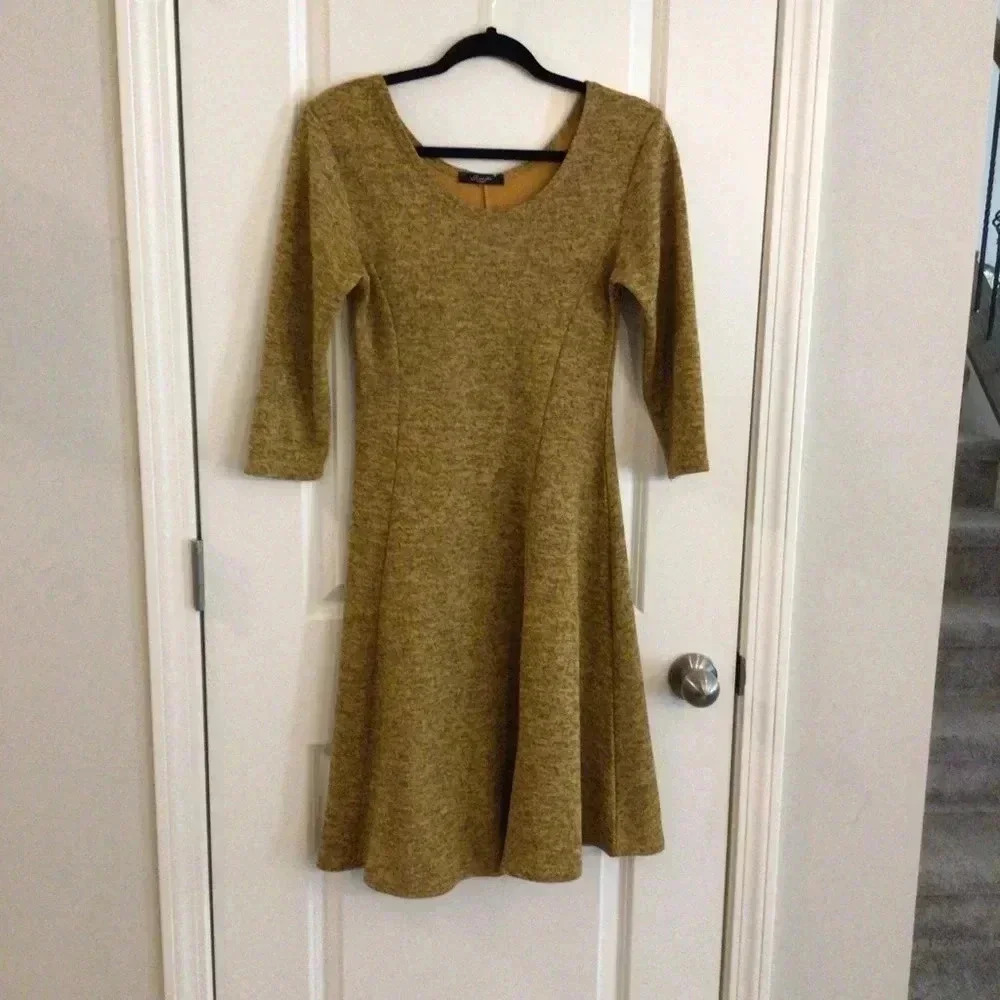Jimi Fei Paris Dress Sz Small Mustard Color Fit & Flare Flawed $5